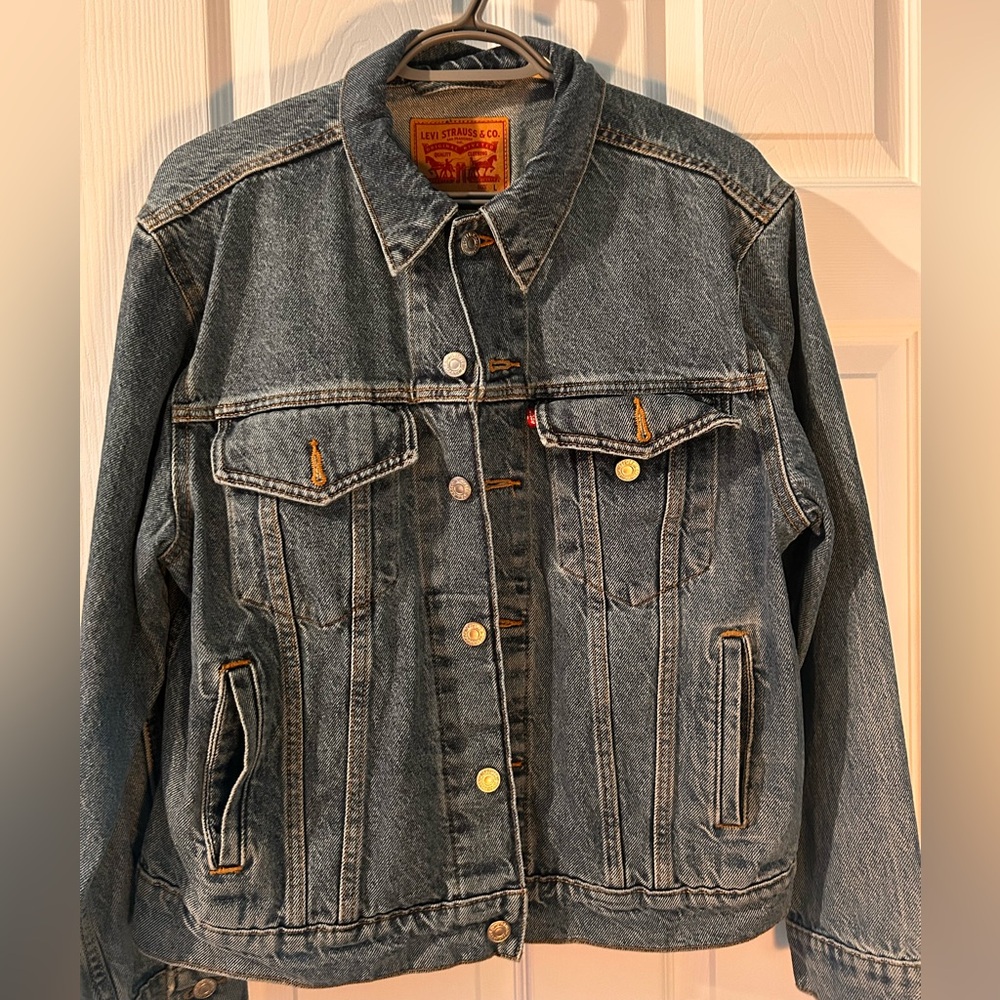 Extra Large Levi’s Jean Jacket